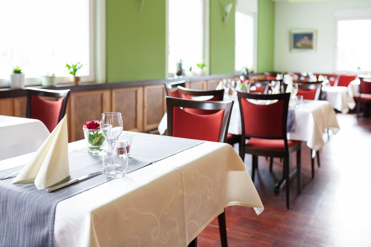 Hotel Restaurant Vater Rhein Woerth am Rhein Exteriör bild